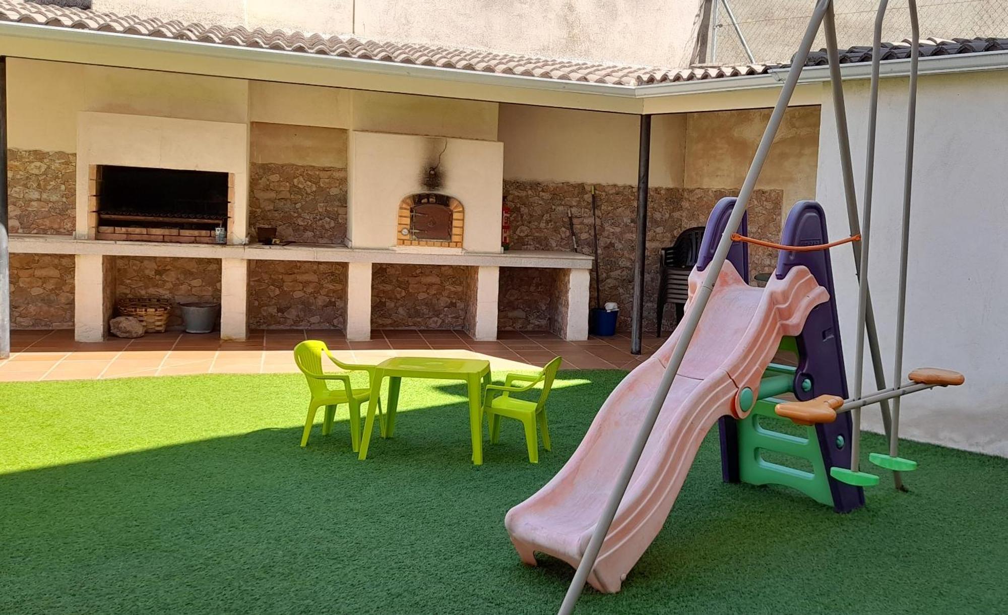 Holiday home Casa El Lince: Rural Retreat With Wi-fi And Jacuzzi Zarza De Granadilla